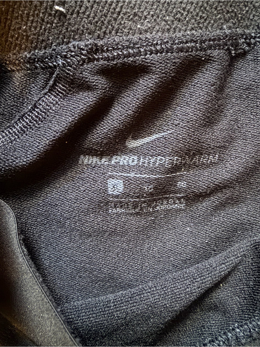 Nike Women’s Pro Hyperwarm Leggings - Picture 3 of 4